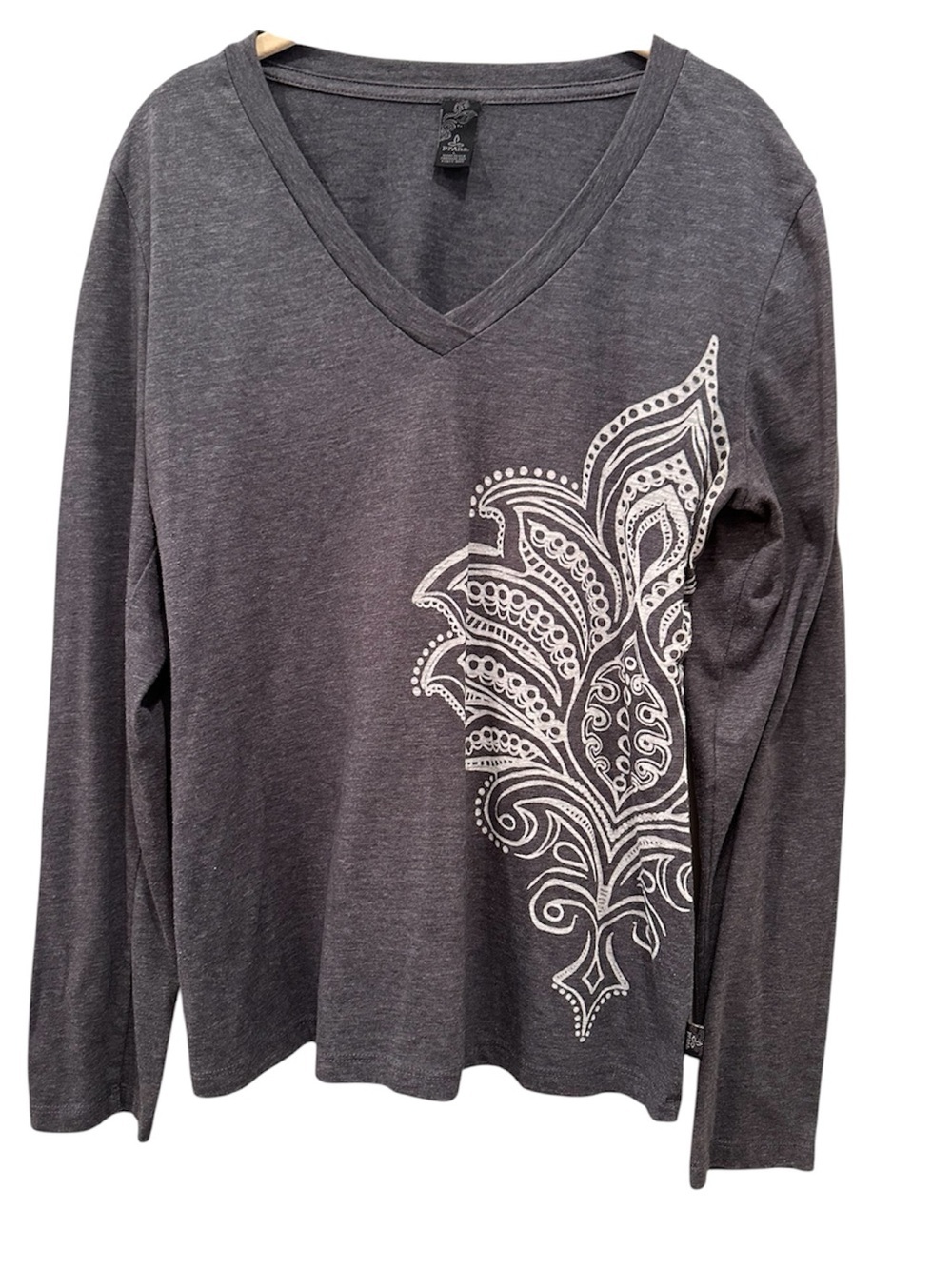 Prana Gray V-Neck Long Sleeve Top  White Paisley Graphic Made in USA Sz L
